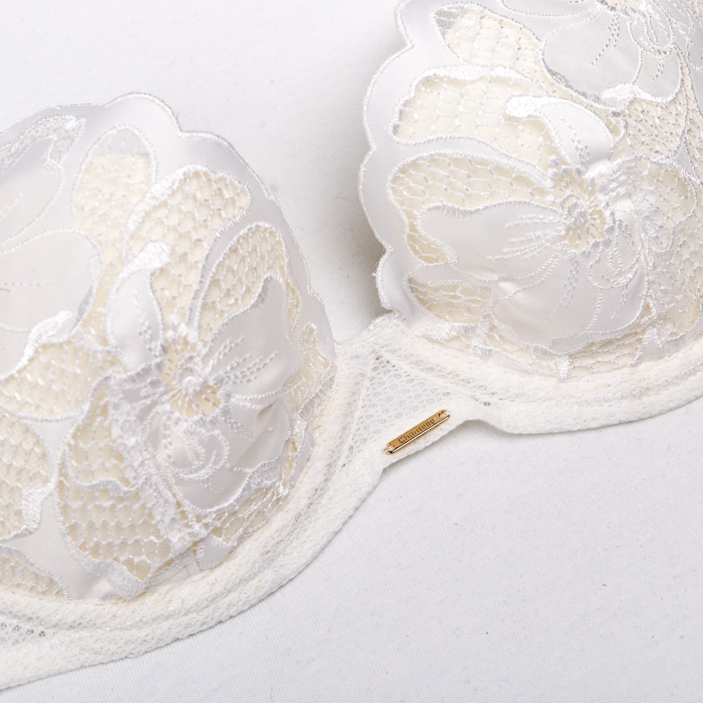 【Chantelle】集中托高內衣>BCD罩杯>綢緞白(12Q20_A32)【Fleurs Signature】_6
