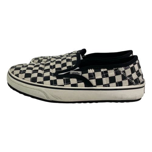 【台中一中店】VANS/低筒運動休閒鞋/US9/
