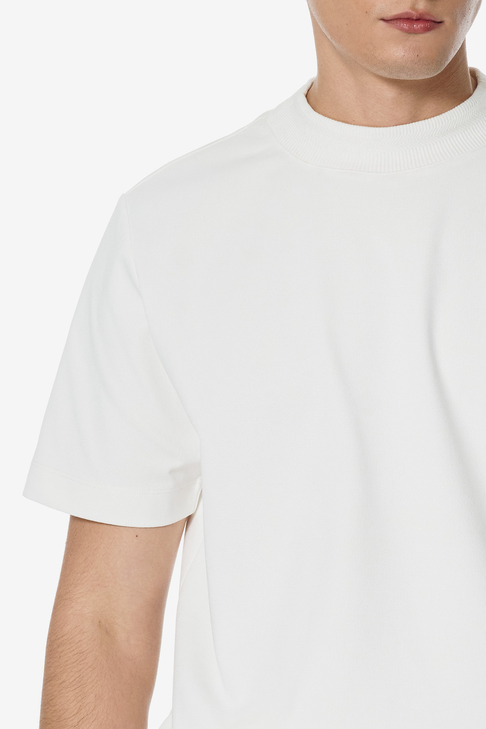SST&C White Ice-feel High-neck T-shirt | 00212503004_3