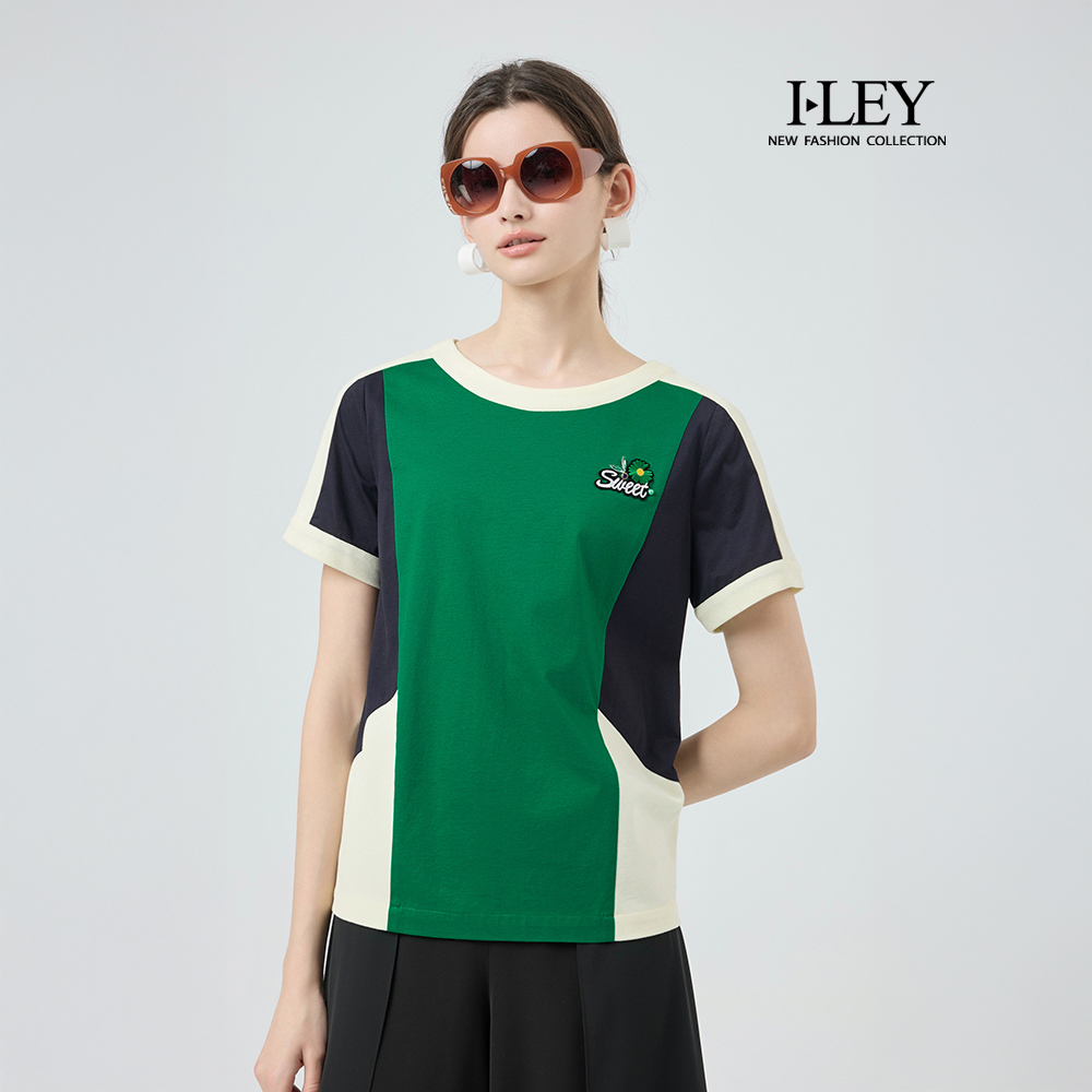 ILEY伊蕾 撞色拼接文字貼布繡純棉上衣(綠；M-2L)_0