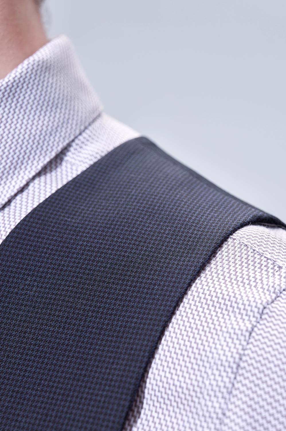SST&C Midnight Blue Houndstooth Slim Waistcoat | 00032503002_4