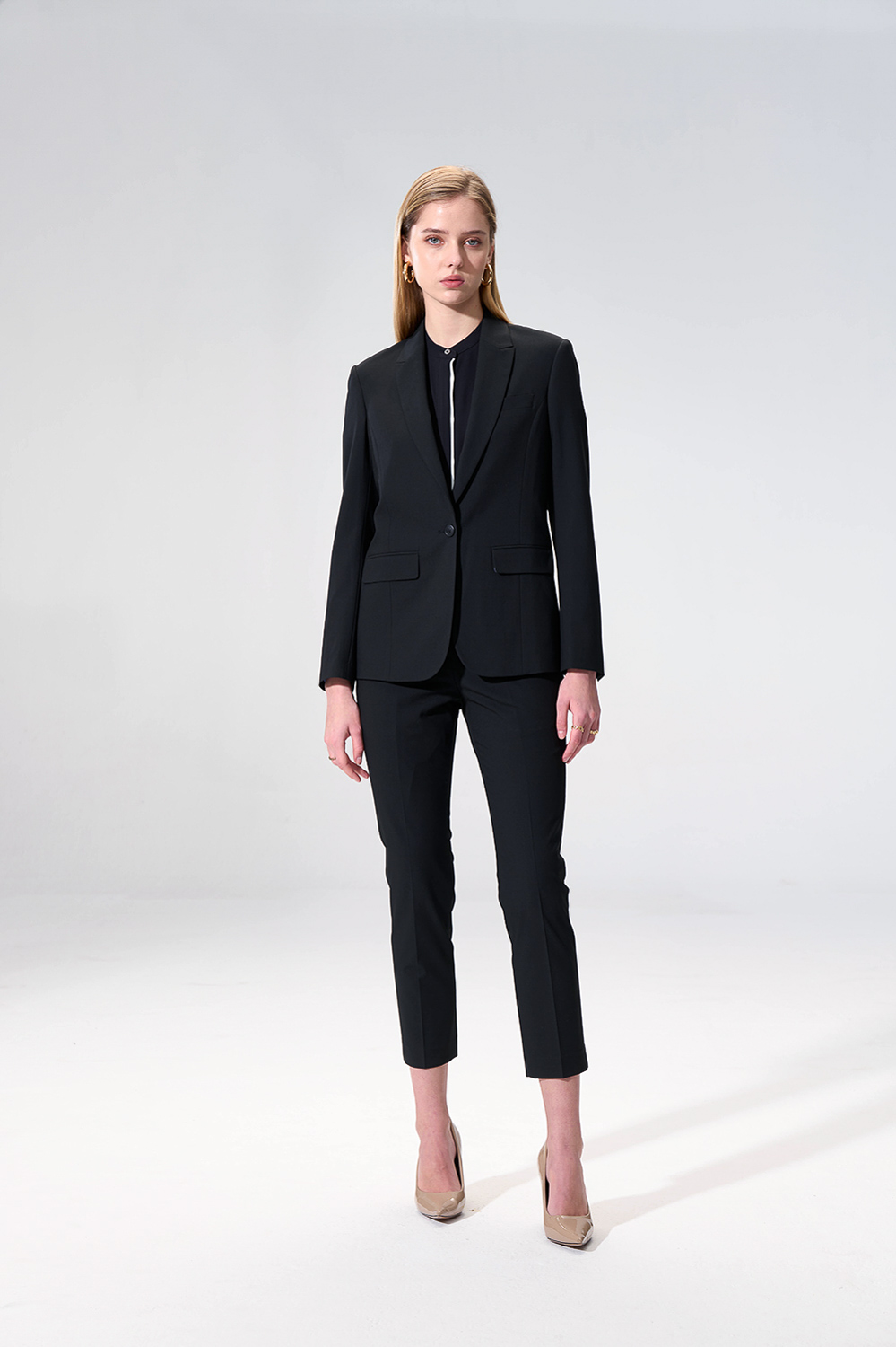 SST&C Black Leisure Fit Suit | 01012503002_0