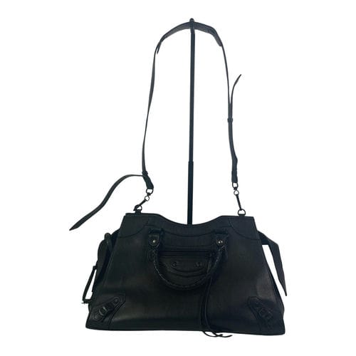 【京站時尚廣場店】BALENCIAGA/側背包//654907 1000 t 493075