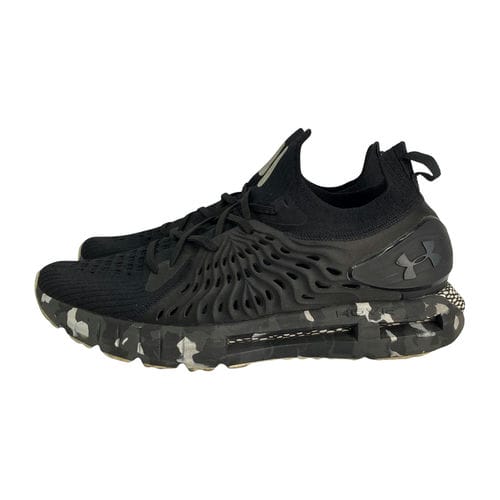 【環球屏東店】UNDER ARMOUR/低筒運動休閒鞋/29.5cm/3023132001