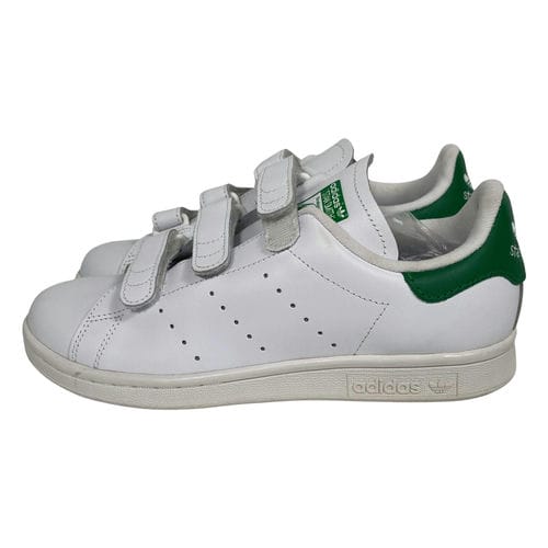 【誠品生活台中480店】adidas/低筒運動休閒鞋/23.5cm/S75187