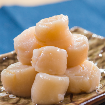 【果貿吳媽家】媽咪好口福🥰寵愛甘蝦海陸組🌟78折免運🌟手工現包的4款人氣水餃💗母親節專屬優惠$1209👉一組就免運，兩組再折100元🔥（頂級干貝、高麗菜鮮蝦、高麗菜鮮肉、韭菜鮮肉）_6