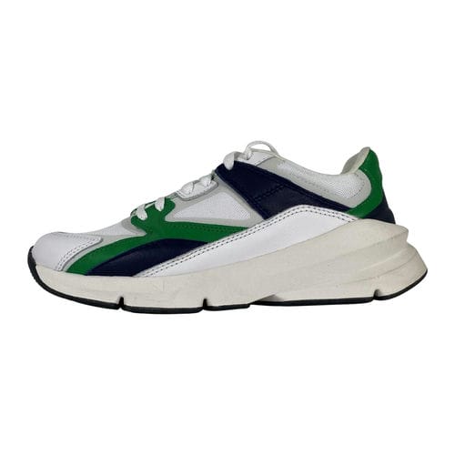 【誠品生活新店店】UNDER ARMOUR/低筒運動休閒鞋/US8/