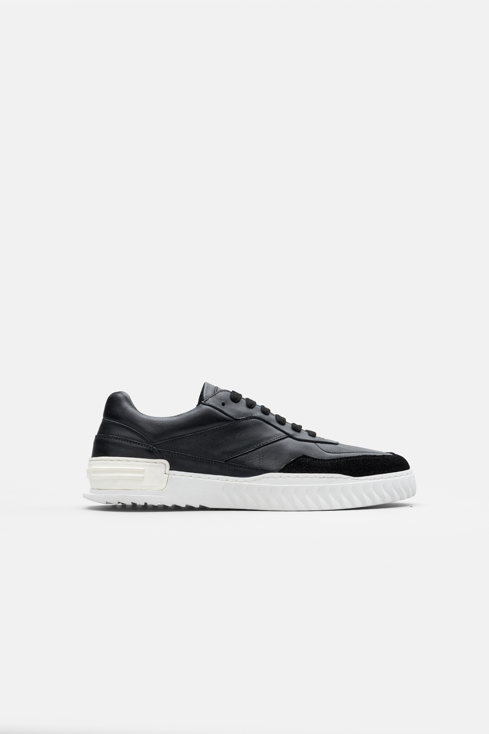 SST&C Black Sneakers | 00272504002_1