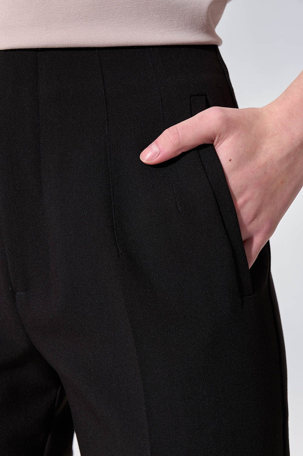 SST&C Black Tapered Casual Pants | 01162504004_1