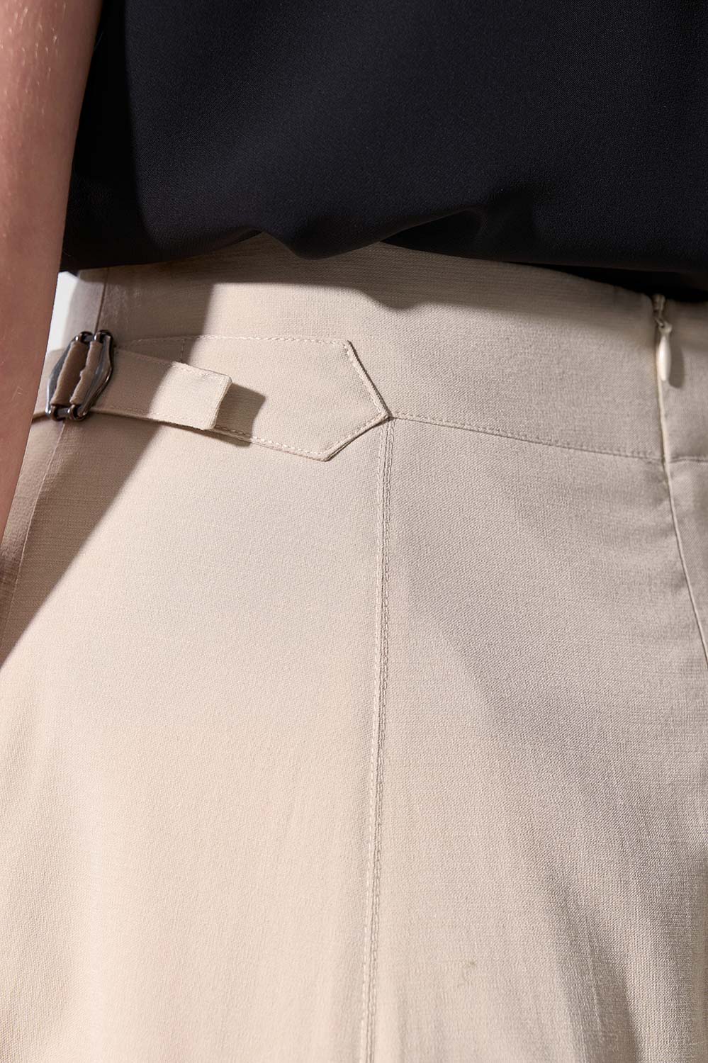 SST&C Light Khaki Eight-Piece Cut Skirt | 01232504002_2