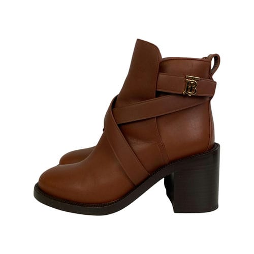 【環球桃園A8店】BURBERRY LONDON/短靴/361/2/ITCALFAL4TOS
