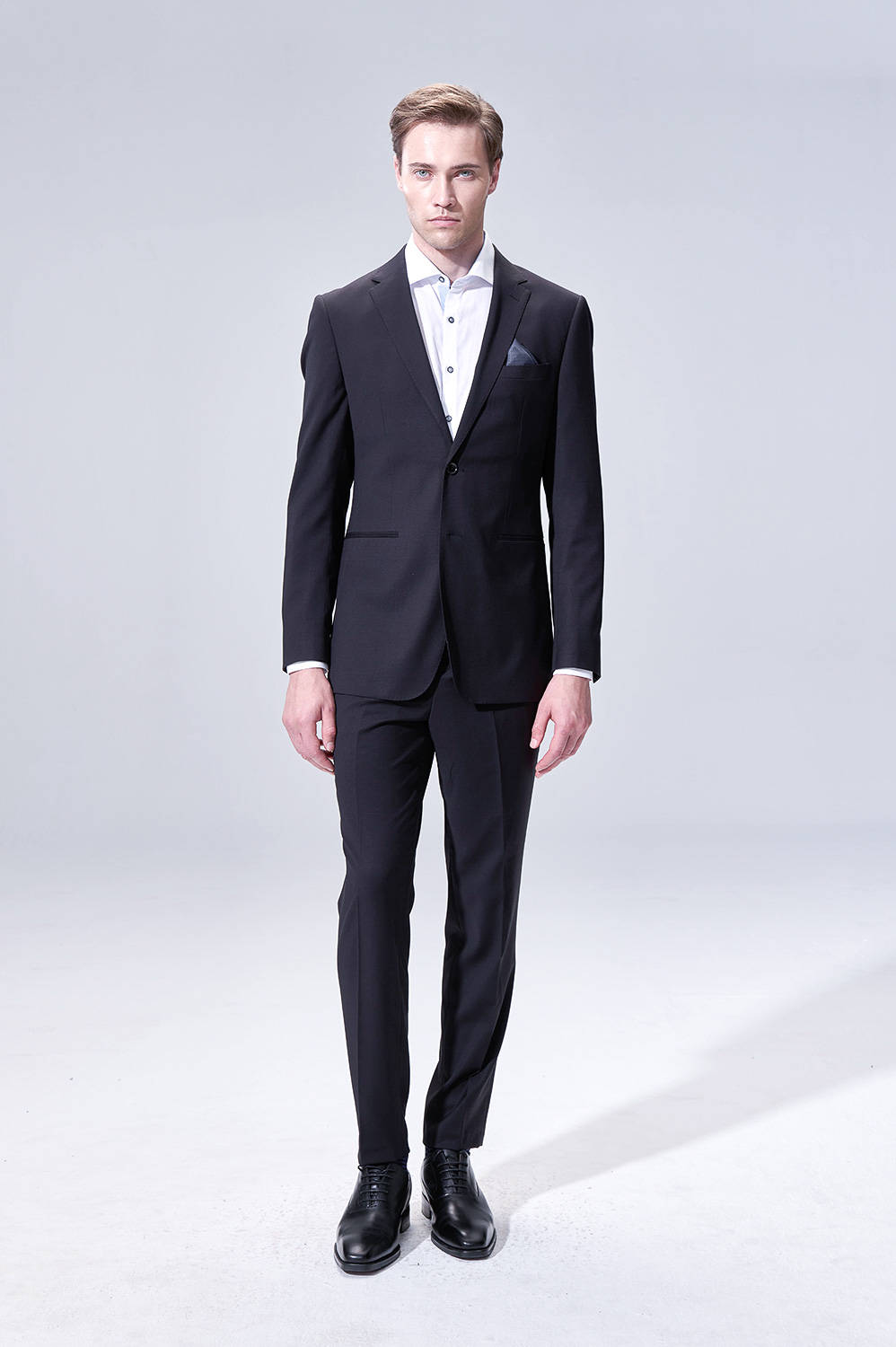 【Customized Pants】SST&C Black Textured Slim Trousers | 00022504003_0