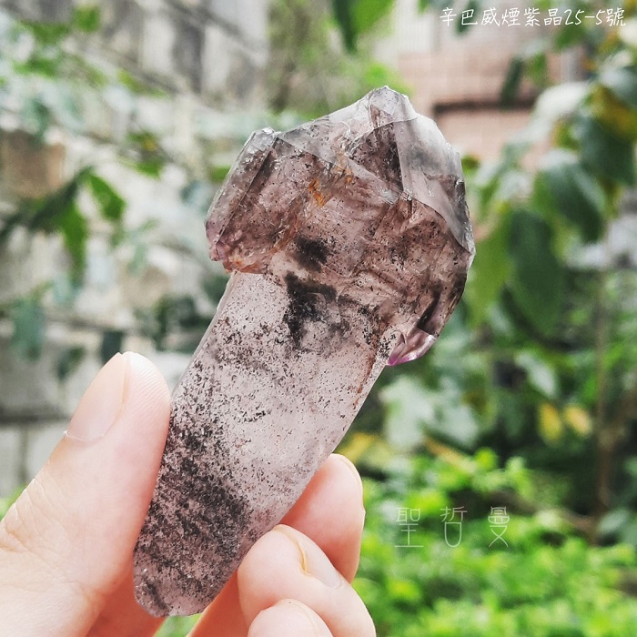 土桑展精選-辛巴威煙紫晶雙尖25-5號 Amethyst ~平衡、保護、淨化和增強能量_0