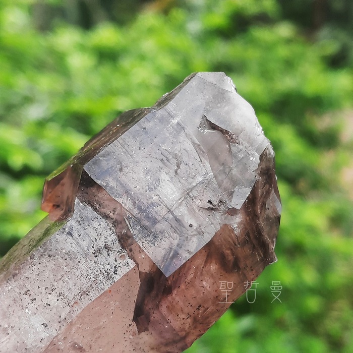 土桑展精選-辛巴威煙紫晶雙尖25-5號 Amethyst ~平衡、保護、淨化和增強能量_8