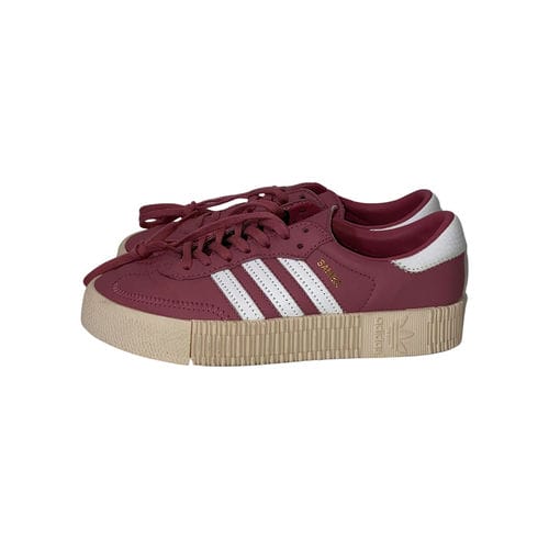 【環球新北中和店】adidas/低筒運動休閒鞋/23.5cm/b28161
