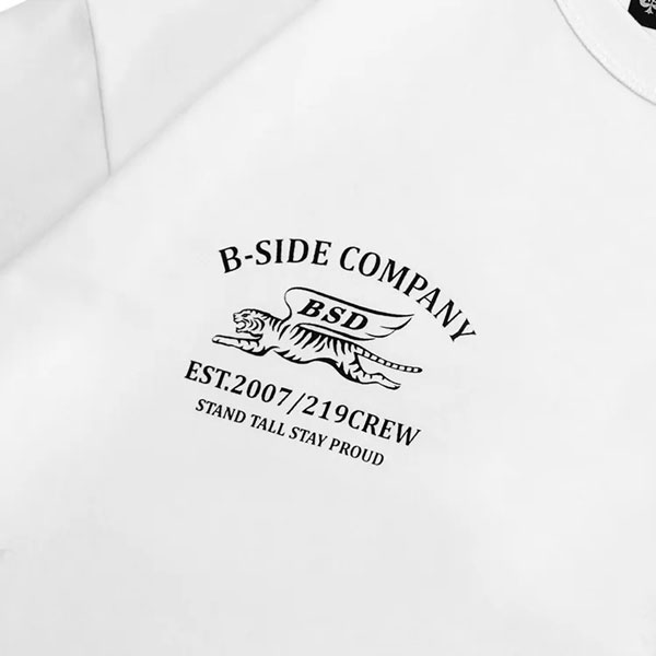 B-SIDE FLYING TIGER WIDE POCKET TEE 飛虎圖文 口袋 短T (白色)_4