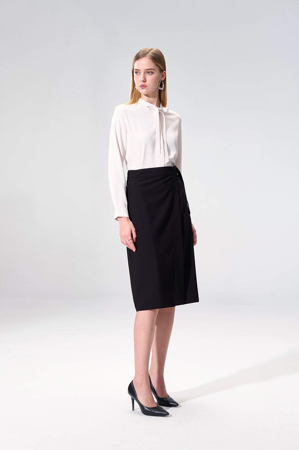 SST&C Cream Stand Collar Tie Long Sleeve Top | 01082504009_1