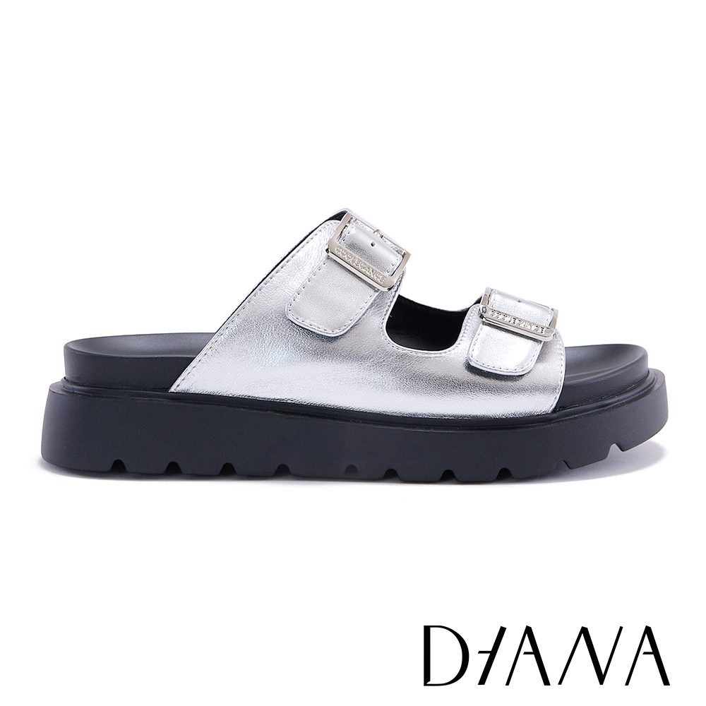 DIANA 時髦雙寬帶牛皮環扣厚底拖鞋 銀色 #55013