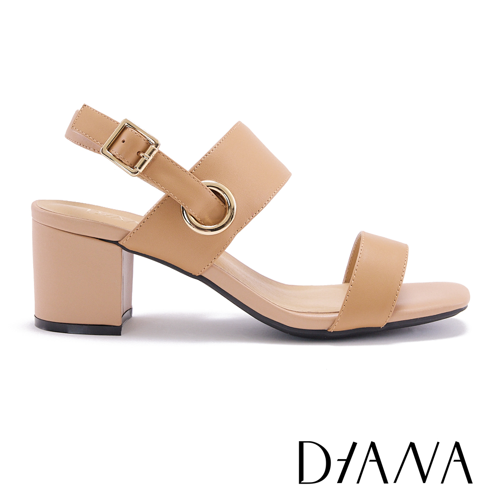 DIANA 優選真皮時尚粗帶造型中跟涼鞋 棕色 #55048