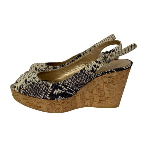 【環球桃園A8店】STUART WEITZMAN/淺口皮鞋/US81/2/A4097811