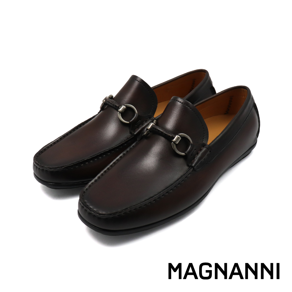 【MAGNANNI】西班牙原廠手工素面馬銜釦休閒樂福鞋 摩卡棕(25962-MAR)