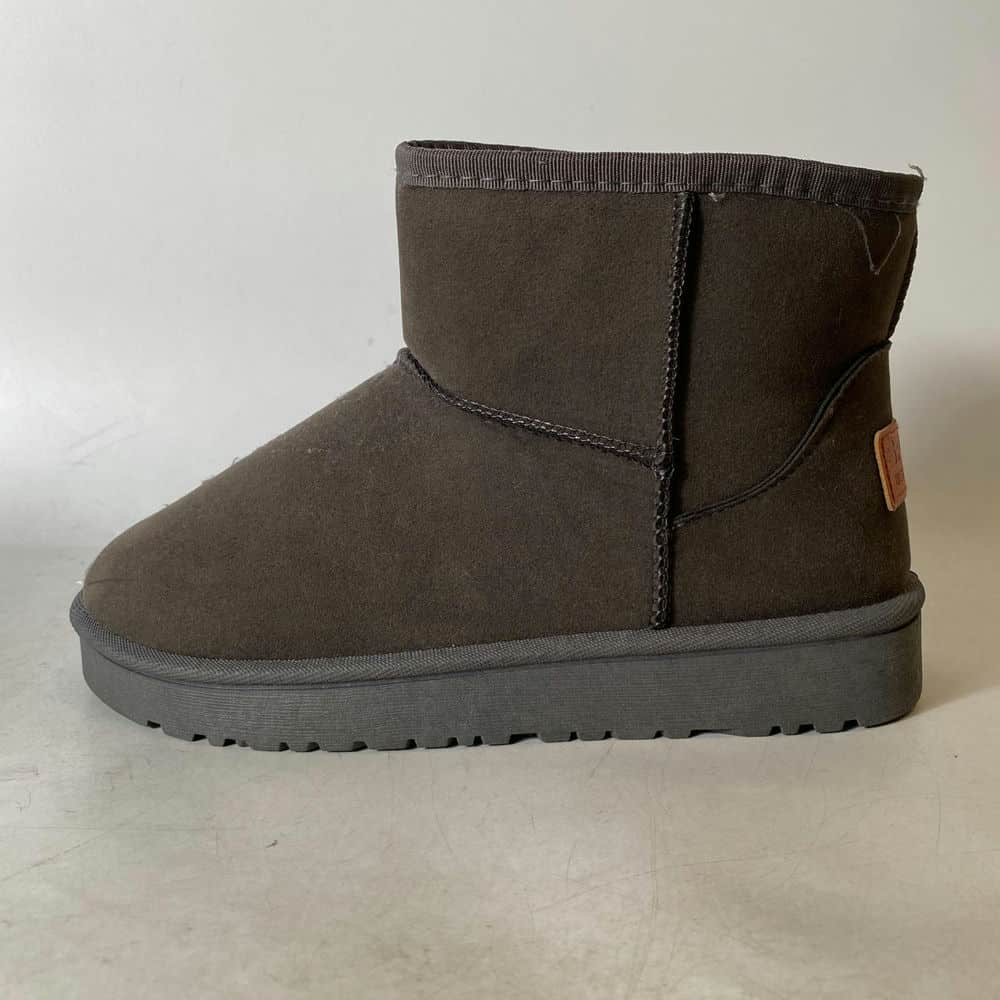 【誠品生活新店店】KEEN/鞋子/23.5cm/243-1027353