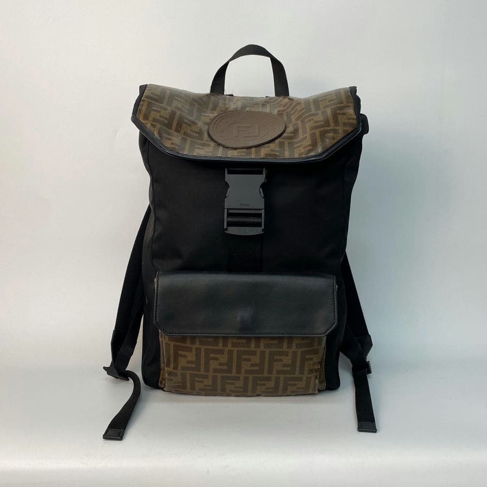 【勤美誠品綠園道店】FENDI/後背包//7VZ045 A6KK