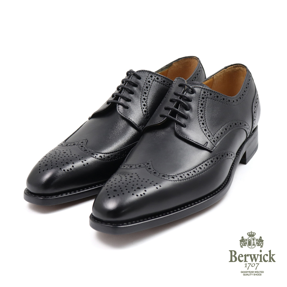 【Berwick】西班牙原廠質感翼紋雕花綁帶德比鞋 黑色(2382-BL)