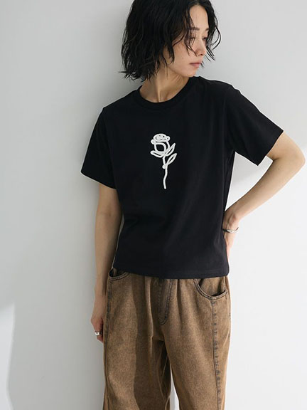 立體玫瑰刺繡圓領T恤(06000858600) - Green Parks