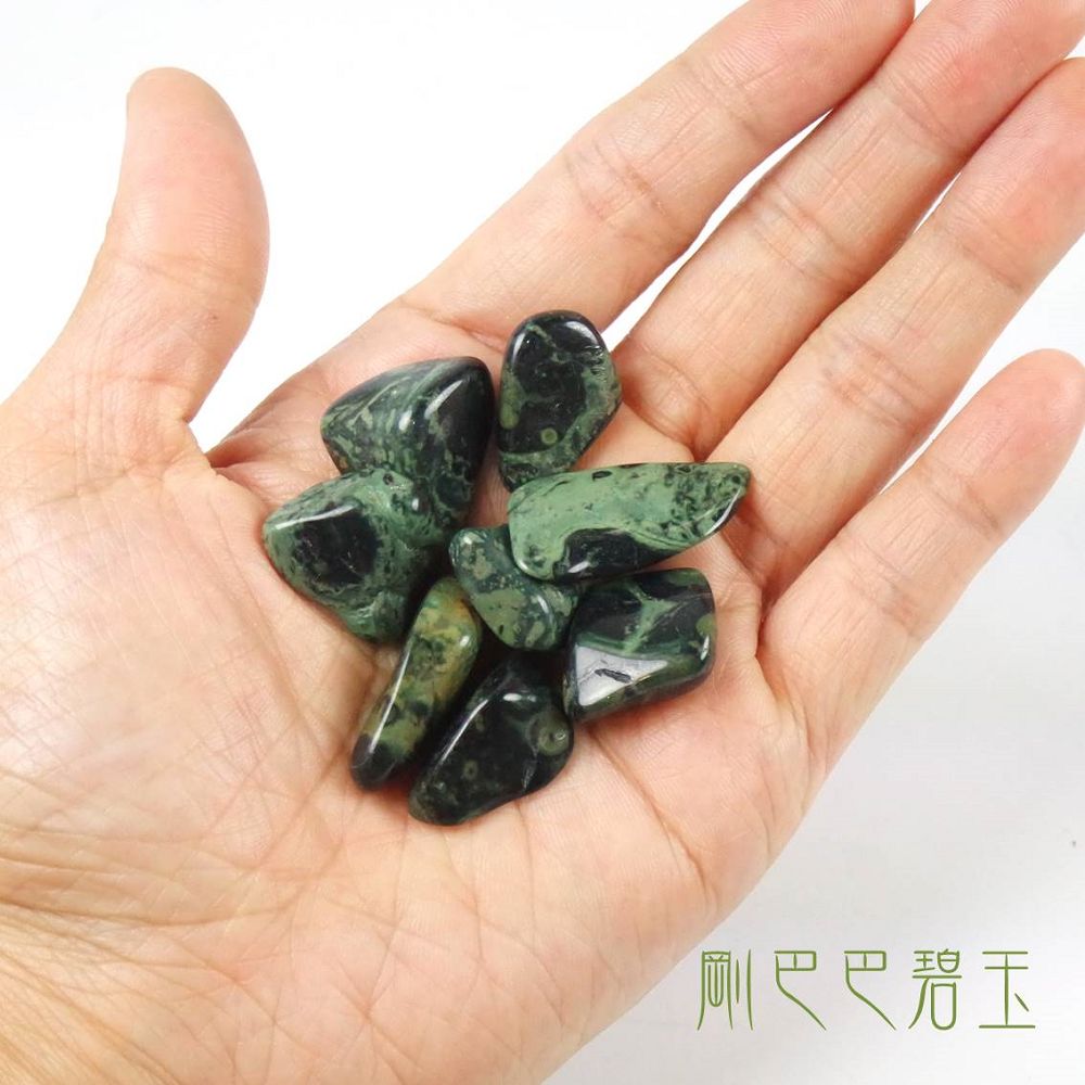 剛巴巴碧玉(Kambaba) ~協助我們接地，給予保護的力量，守護身體的健康。_1