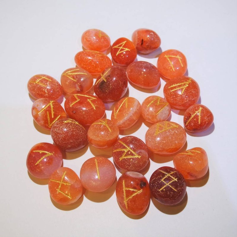 盧恩符文滾石組 北歐符文/runes/白水晶/粉水晶/綠瑪瑙/紅玉髓/白瑪瑙/紫水晶_7