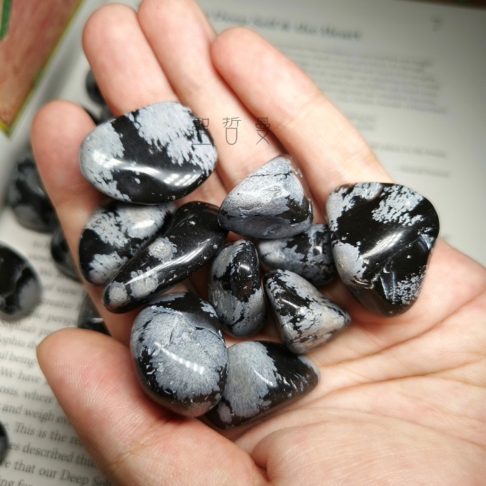 雪花黑曜石滾石 Snowflake Obsidian ~平衡、淨化和穩定人的心智、身體與氣場_3