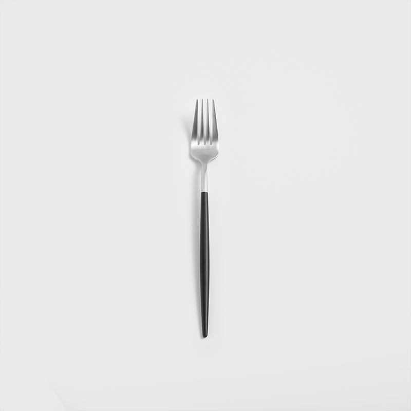 葡式 設計風潮 22.4cm 不銹鋼主餐叉│黑銀│單品_0