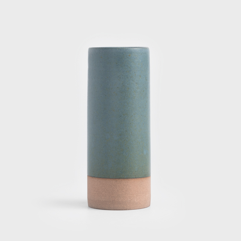 職人 手捻消光 站立好朋友 15cm 直口花器｜彩釉綠｜單品_1