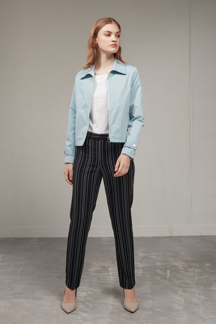 SST&C #Online Exclusive  Women'S Sky Blue Lightweight Zip Short Windbreaker | 8162003001  (Outlet)_3