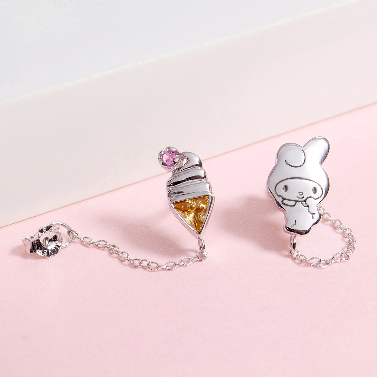 奇幻樂園系列-My Melody 美樂蒂霜淇淋水晶純銀耳環_2