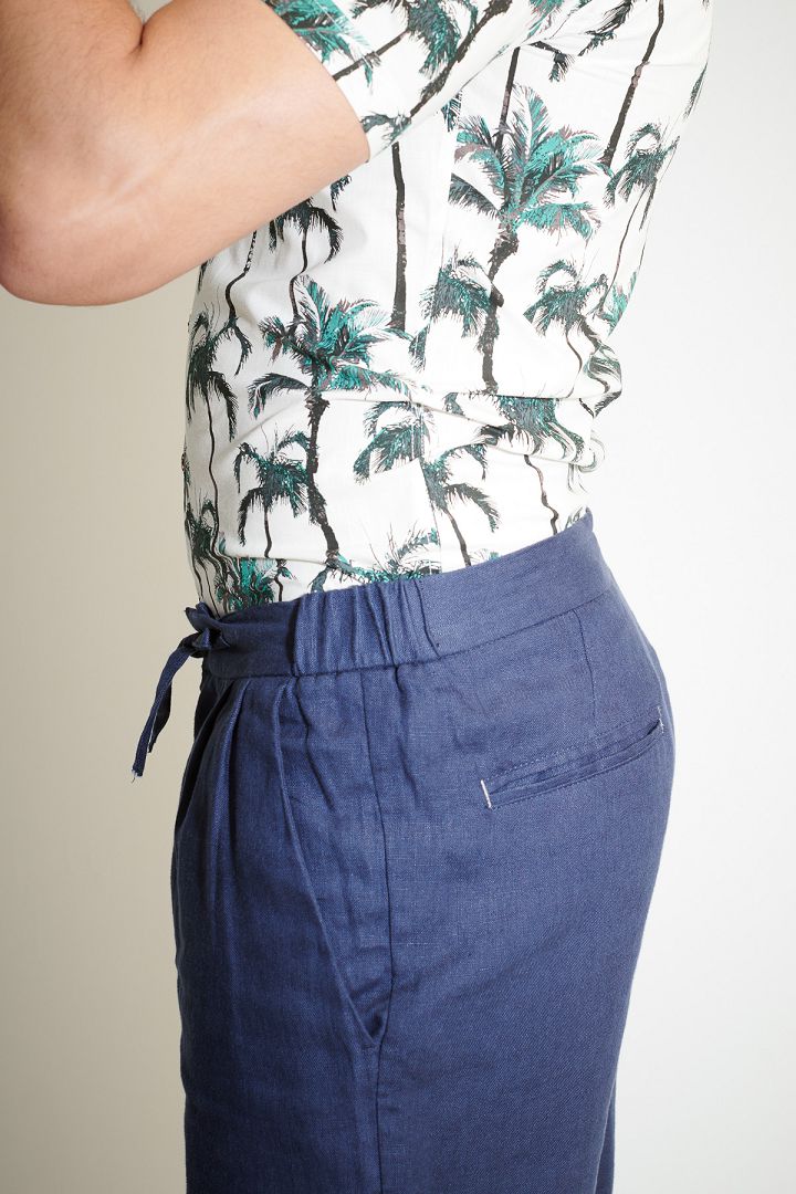 SST&C Pure Linen Navy Relaxed Fit Shorts | 1212104002  (Outlet)_5