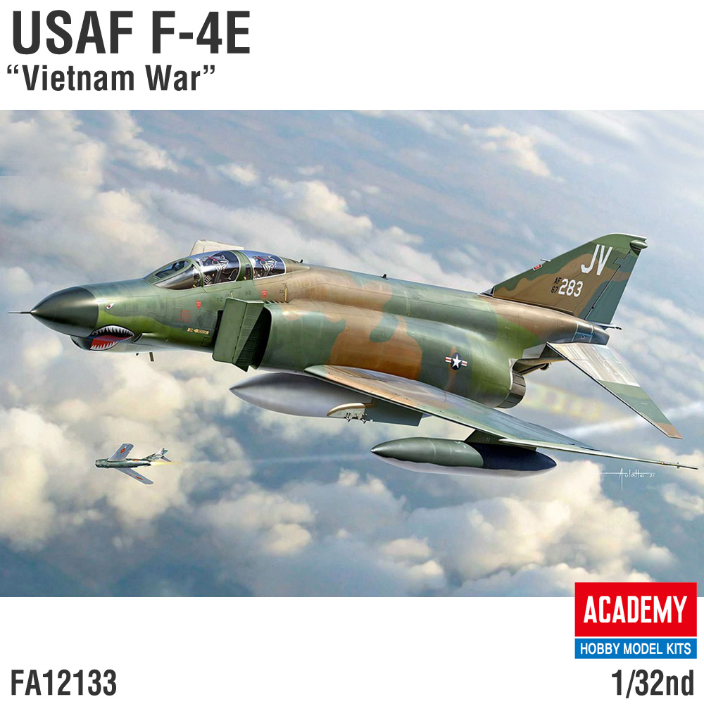 FA12133 1/32 USAF F-4E ＂Vietnam War＂_0