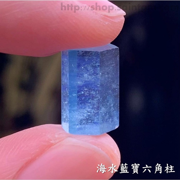 海水藍寶六角柱 (Aquamarine) ~對應喉輪、增加溝通能力、是旅行的護身符_3