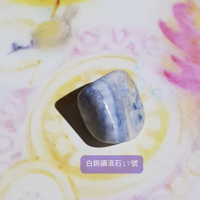 白鎢礦滾石17號 Scheelite ~滋養與舒眠的女神能量石~_0