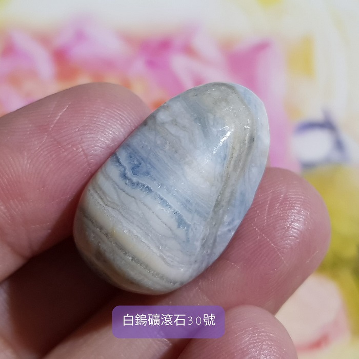 白鎢礦滾石30號 Scheelite ~滋養與舒眠的女神能量石~_3