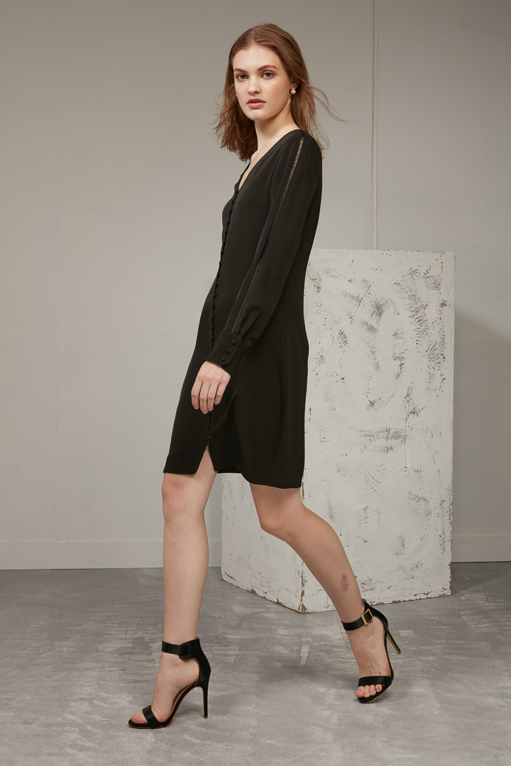 SST&C #Online Exclusive  Textured Black V-Neck Long-Sleeved Short Dress | 8562003004  (Outlet)_1