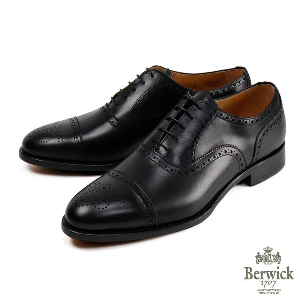 【Berwick】手工雕花橫飾綁帶牛津鞋 黑色(B5231-BL)