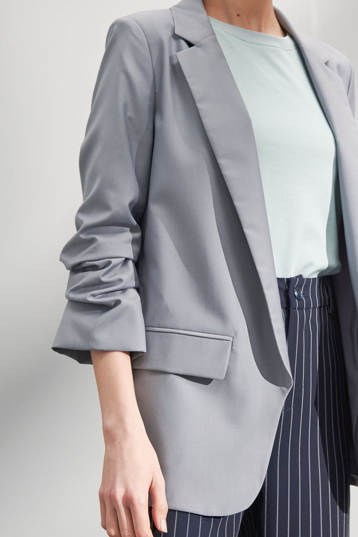 SST&C #Online Exclusive  Premium Gray Three-Quarter Sleeve Wrinkled Jacket | 8162205006  (Outlet)_6