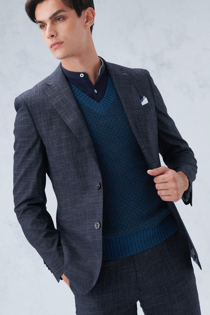 SST&C #Online Exclusive  Dark Teal Two-Tone Textured V-Neck Knitted Vest | 1112209006  (Outlet)_5