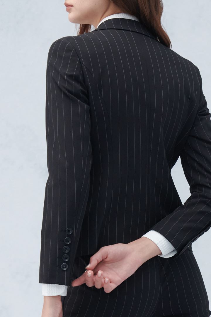 SST&C Black Striped Pattern Square Collar Suit Jacket | 7162209001  (Outlet)_7