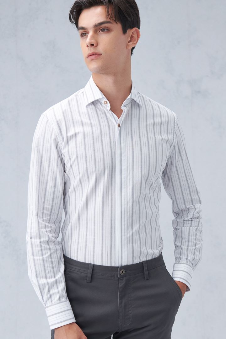 SST&C #Comfortable Pure Cotton  Irregular Black Striped Pattern Standard Shirt On White Background | 0312210017  (Outlet)_0