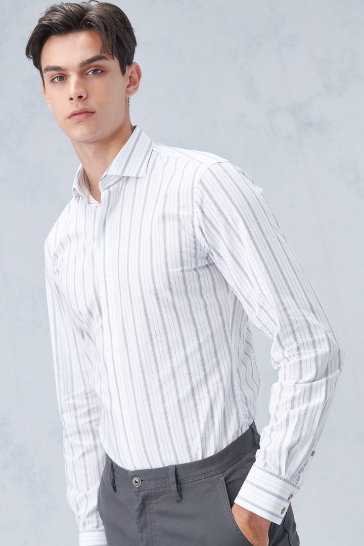 SST&C #Comfortable Pure Cotton  Irregular Black Striped Pattern Standard Shirt On White Background | 0312210017  (Outlet)_1
