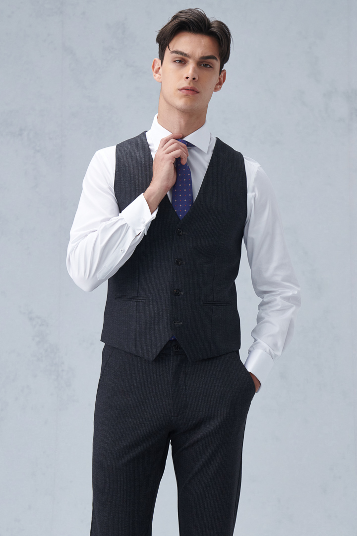SST&C Gray Striped Pattern Knitted Casual Vest | 4512210001  (Outlet)_0