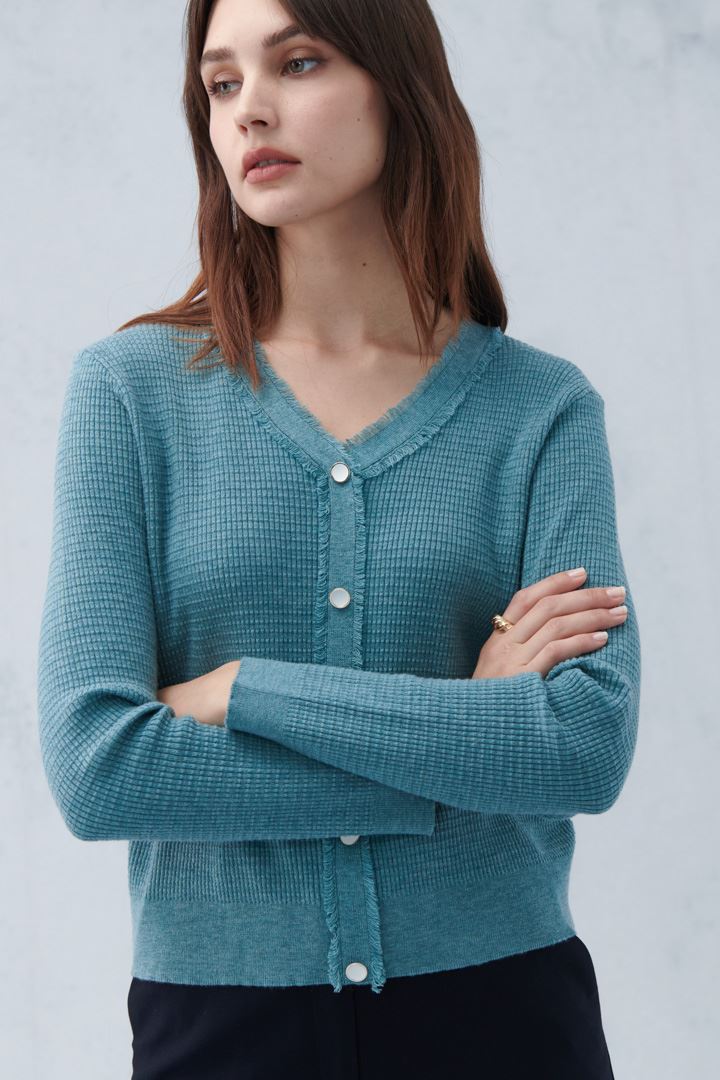 SST&C #Online Exclusive  Women'S Diamond Green V-Neck Raw Edge Sweater | 8662210002  (Outlet)_2